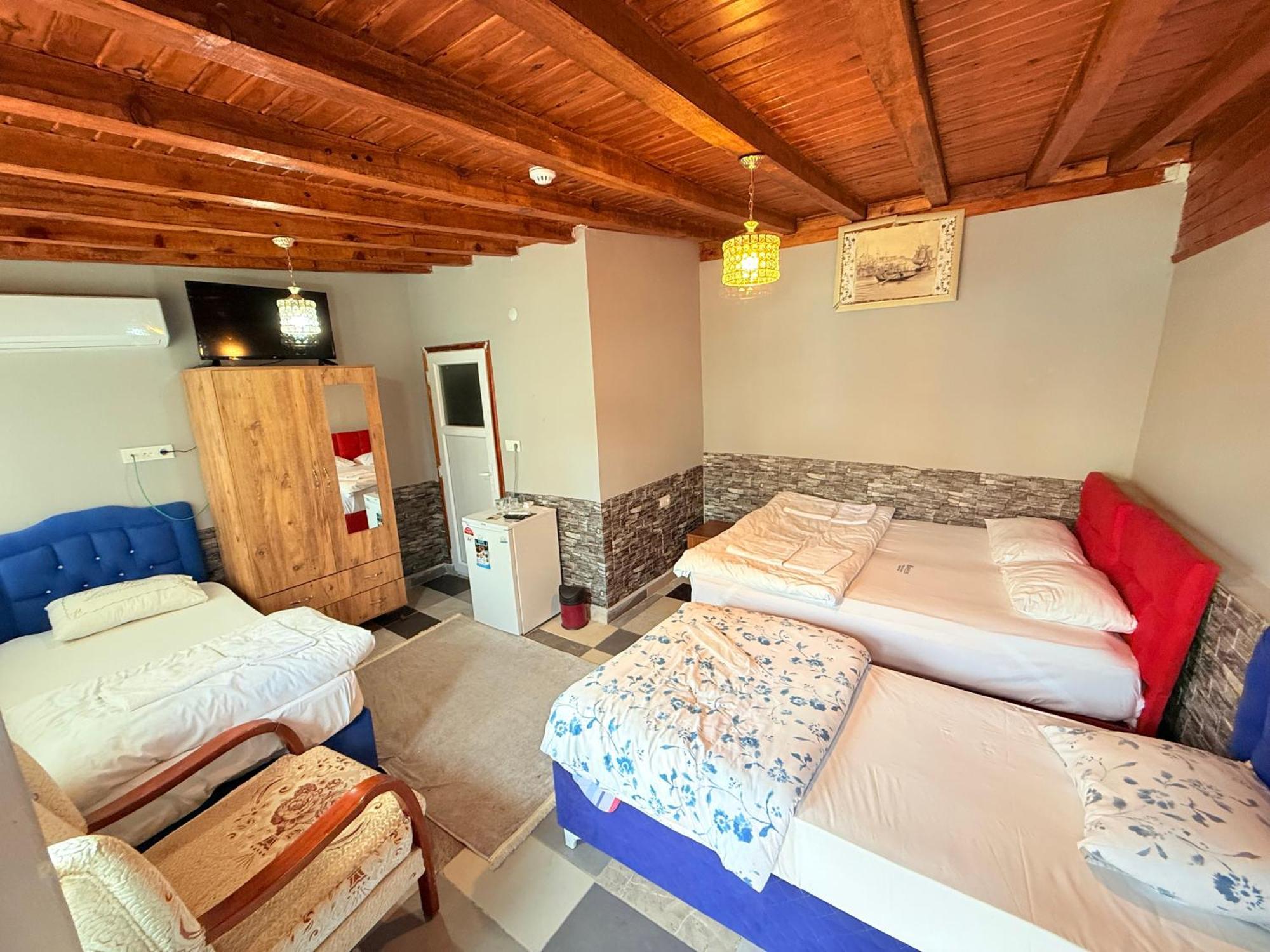 Oez Butik Otel Antik Kent Myrleia Mudanya Extérieur photo